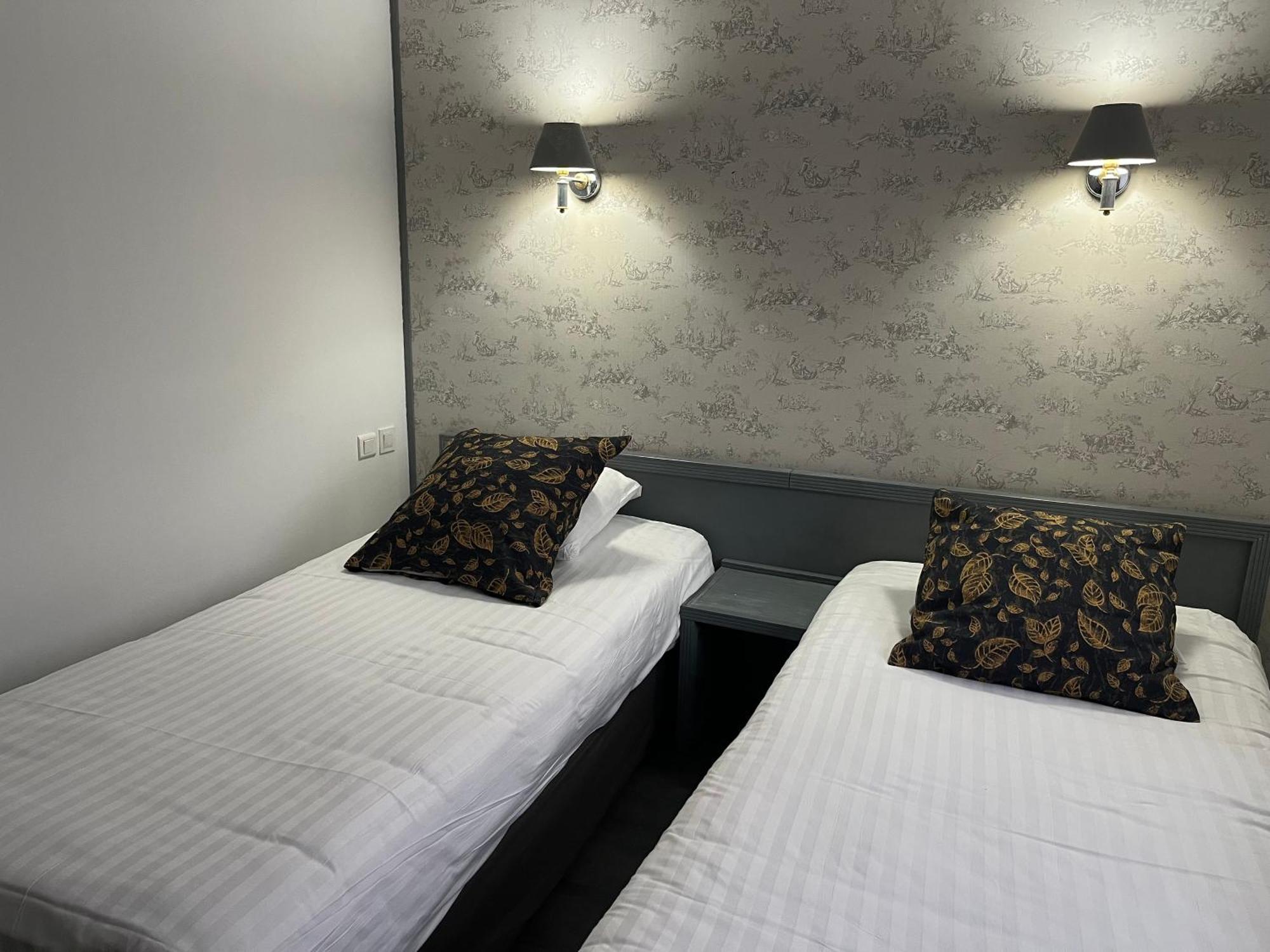 Hotel Le Roosevelt Givet Kültér fotó
